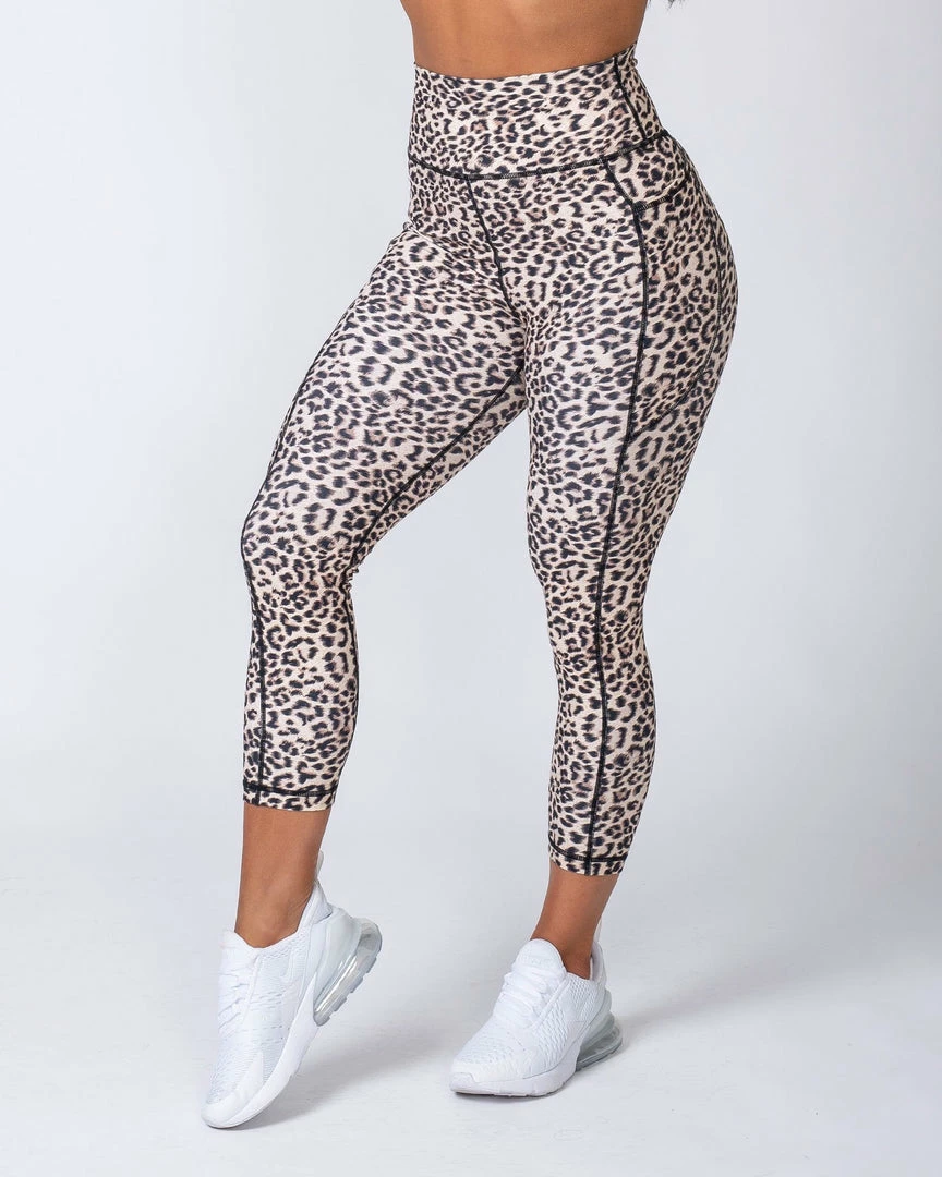 Muscle Nation 7/8 Pocket Leggings - Yellow Leopard 8 Muscle Nation 7/8 Pocket Leggings - Yellow Leopard