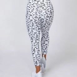 Muscle Nation Signature Scrunch 7/8 Leggings - Snow Leopard Scrunch Bum