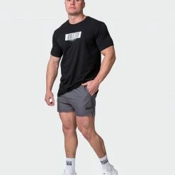 Muscle Nation Welcome To The Club Slash Tee - Black