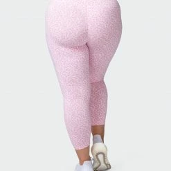 Muscle Nation Signature Scrunch 7/8 Leggings - Rose Quartz Mini Cheetah Print 15 Muscle Nation Signature Scrunch 7/8 Leggings - Rose Quartz Mini Cheetah Print