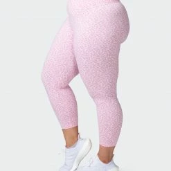 Muscle Nation Signature Scrunch 7/8 Leggings - Rose Quartz Mini Cheetah Print 13 Muscle Nation Signature Scrunch 7/8 Leggings - Rose Quartz Mini Cheetah Print