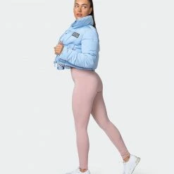 Muscle Nation Sideline Cropped Puffer Jacket - Cashmere Blue