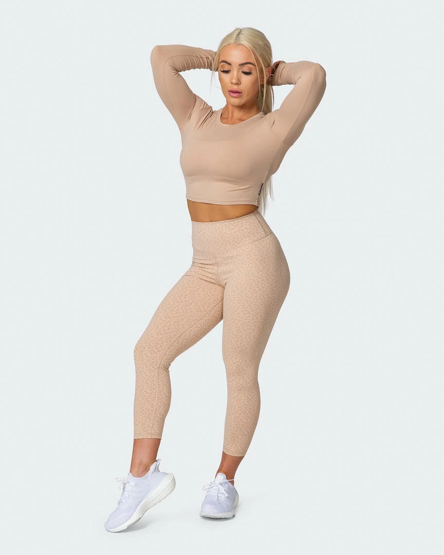 Muscle Nation Signature Scrunch 7/8 Leggings - Brown Sugar Mini Cheetah Print Welcome To The Club 10 Muscle Nation Signature Scrunch 7/8 Leggings - Brown Sugar Mini Cheetah Print Welcome To The Club