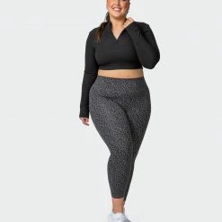 Muscle Nation Welcome To The Club Comfort 1/4 Zip Rib Top - Black