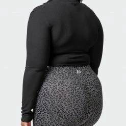 Muscle Nation Welcome To The Club Comfort 1/4 Zip Rib Top - Black