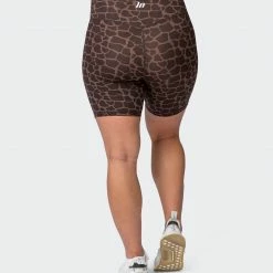 Muscle Nation Maternity Everyday Bike Short - Tonal Giraffe Print 30% EOFY SALE 16 Muscle Nation Maternity Everyday Bike Short - Tonal Giraffe Print 30% EOFY SALE