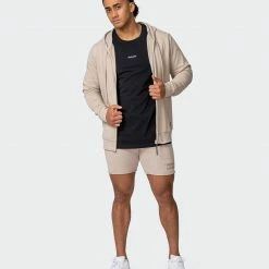 Muscle Nation Timeless Shorts - Bone In The Limelight