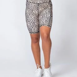 Muscle Nation Motion Pocket Referee Shorts - Yellow Leopard 16 Muscle Nation Motion Pocket Referee Shorts - Yellow Leopard