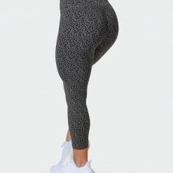 Muscle Nation Welcome To The Club Signature Scrunch 7/8 Leggings - Monochrome Mini Cheetah Print