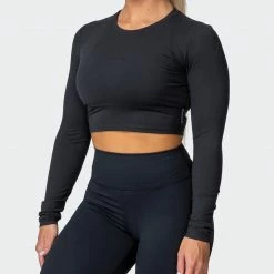 Muscle Nation Welcome To The Club MN Everyday Cropped Long Sleeve Top - Black