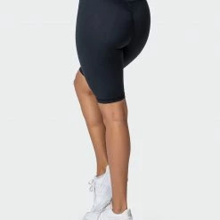 Muscle Nation 30% EOFY SALE Signature Scrunch Referee Length Shorts - Black 12 Muscle Nation 30% EOFY SALE Signature Scrunch Referee Length Shorts - Black