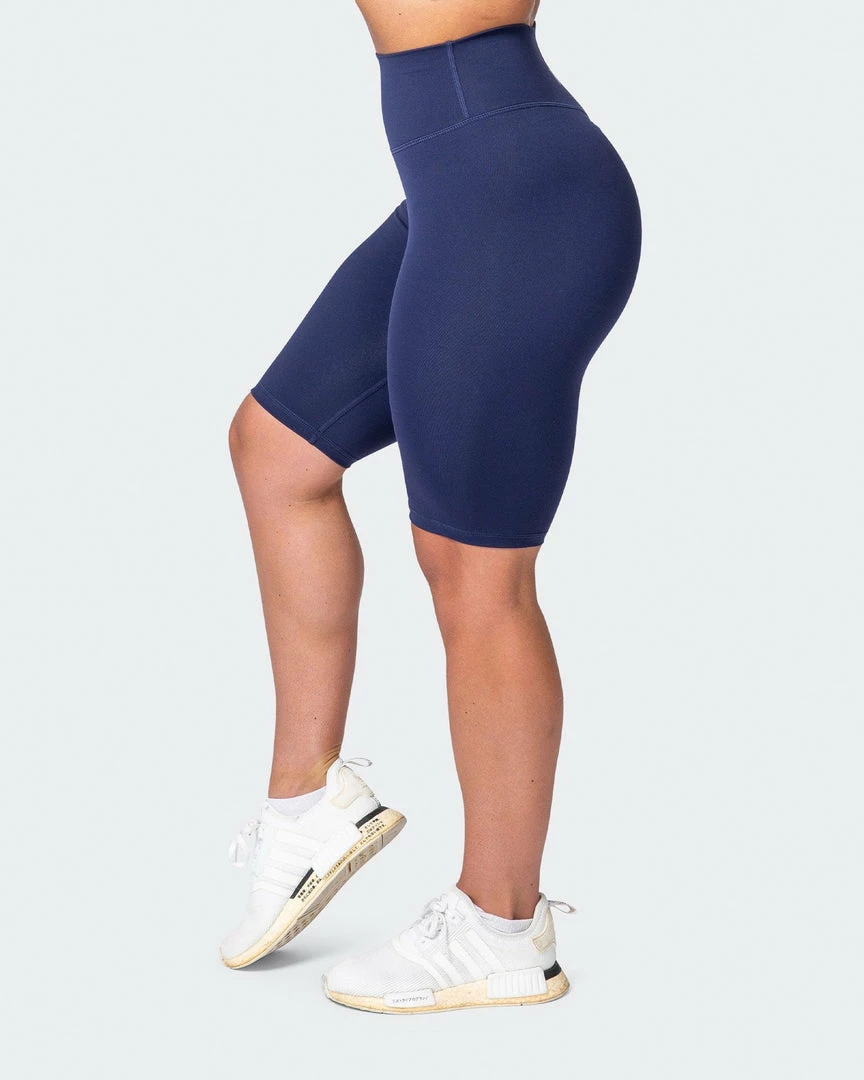 Muscle Nation Signature Referee Length High Waist Scrunch - Midnight Best Sellers 8 Muscle Nation Signature Referee Length High Waist Scrunch - Midnight Best Sellers