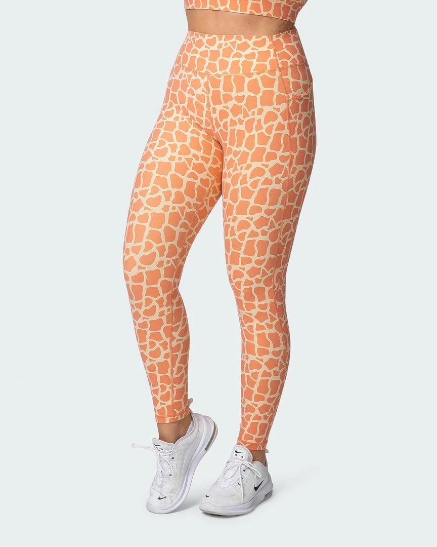 Muscle Nation 30% EOFY SALE Signature Pocket Ankle Length Leggings - Paradise Giraffe Print 10 Muscle Nation 30% EOFY SALE Signature Pocket Ankle Length Leggings - Paradise Giraffe Print