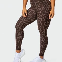 Muscle Nation 30% EOFY SALE Signature Pocket Ankle Length Leggings - Tonal Giraffe Print 16 Muscle Nation 30% EOFY SALE Signature Pocket Ankle Length Leggings - Tonal Giraffe Print