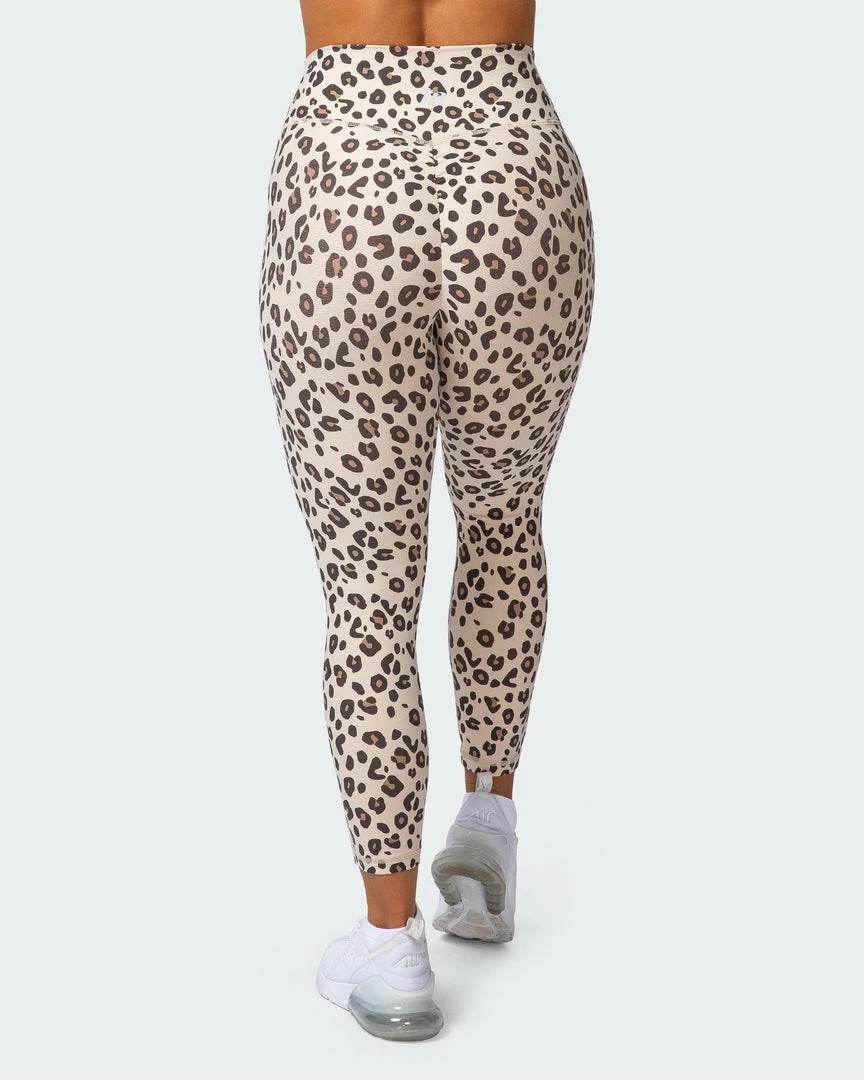 Muscle Nation Scrunch Bum Signature Scrunch 7/8 Leggings - Cheetah Print 5 Muscle Nation Scrunch Bum Signature Scrunch 7/8 Leggings - Cheetah Print