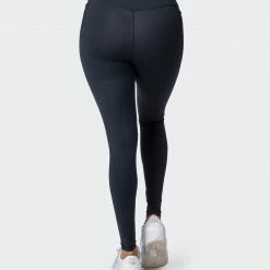 Muscle Nation 30% EOFY SALE Signature Super High Pocket Full Length Leggings - Black 14 Muscle Nation 30% EOFY SALE Signature Super High Pocket Full Length Leggings - Black